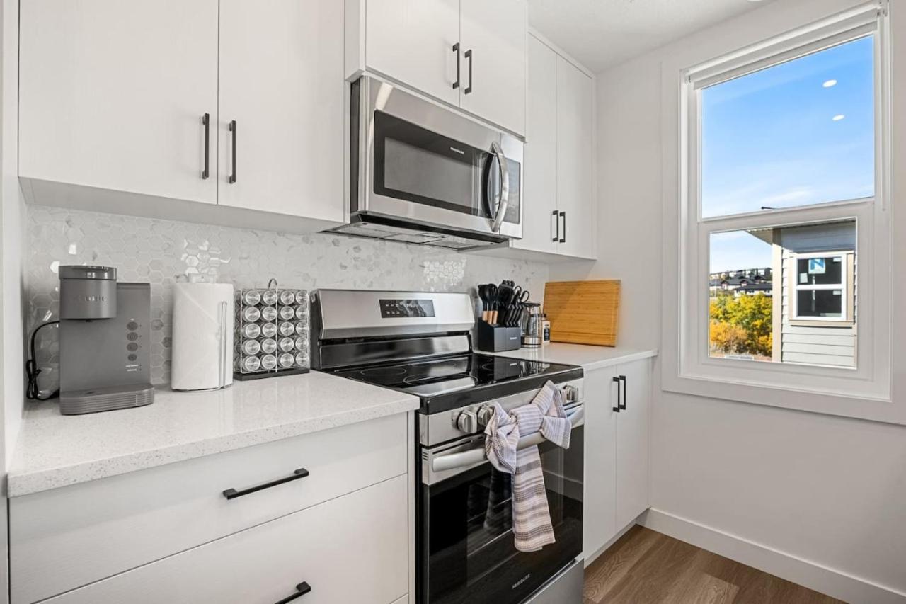 New Luxury Rated Aspen Home, Incl. Free Banff Pass Calgary Ngoại thất bức ảnh